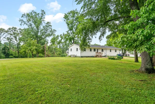 $875 | 1953 Batts Lane, Clarksville, TN 37042