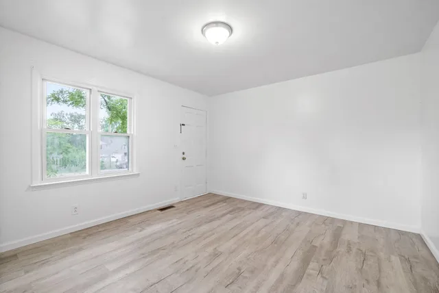 $875 | 1953 Batts Lane, Clarksville, TN 37042