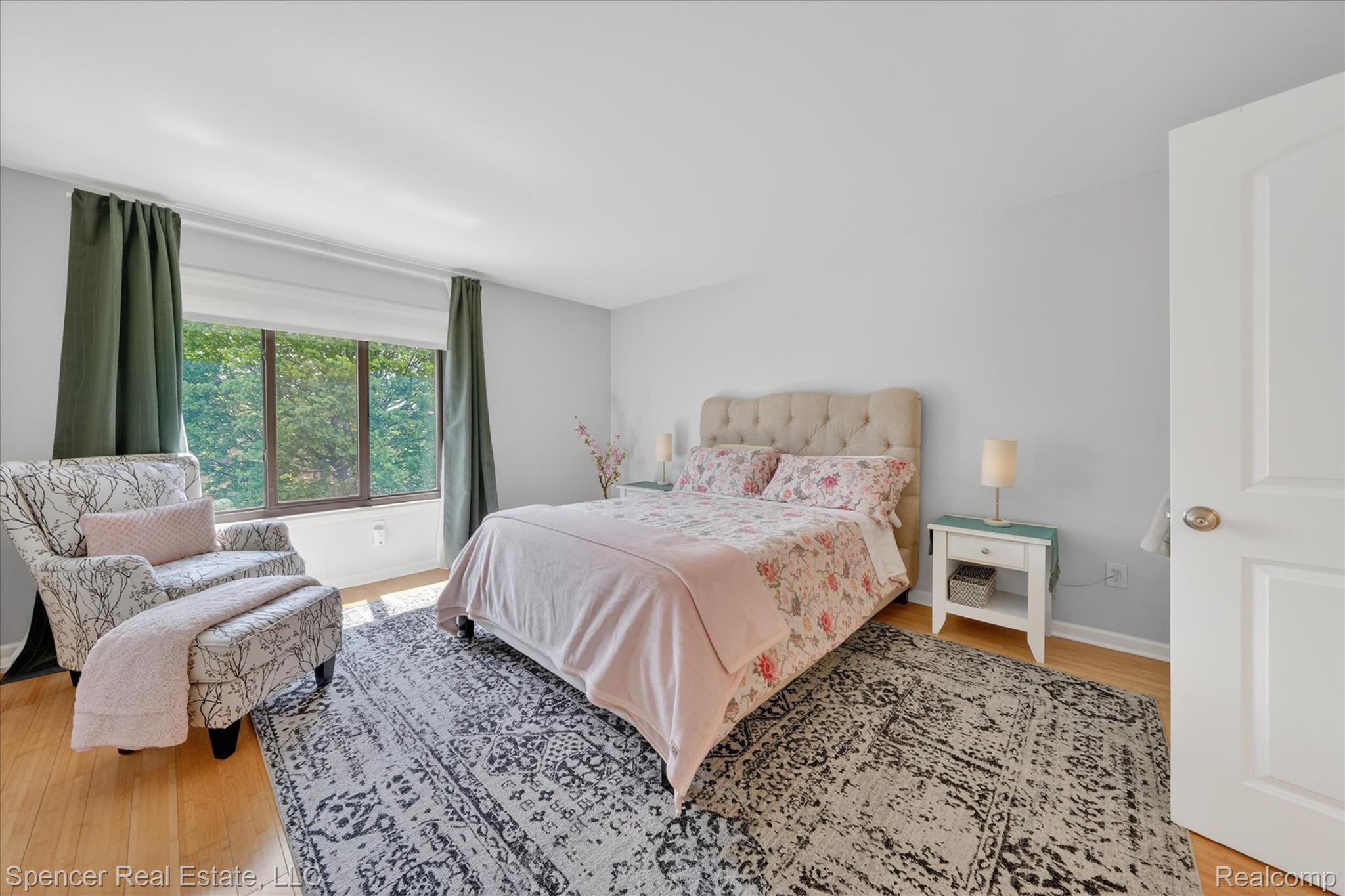 537 Tennyson Rochester, MI 48307 - Photo 19 of 35 20-537-Tennyson-Rochester-Hills-Windowstill.jpg