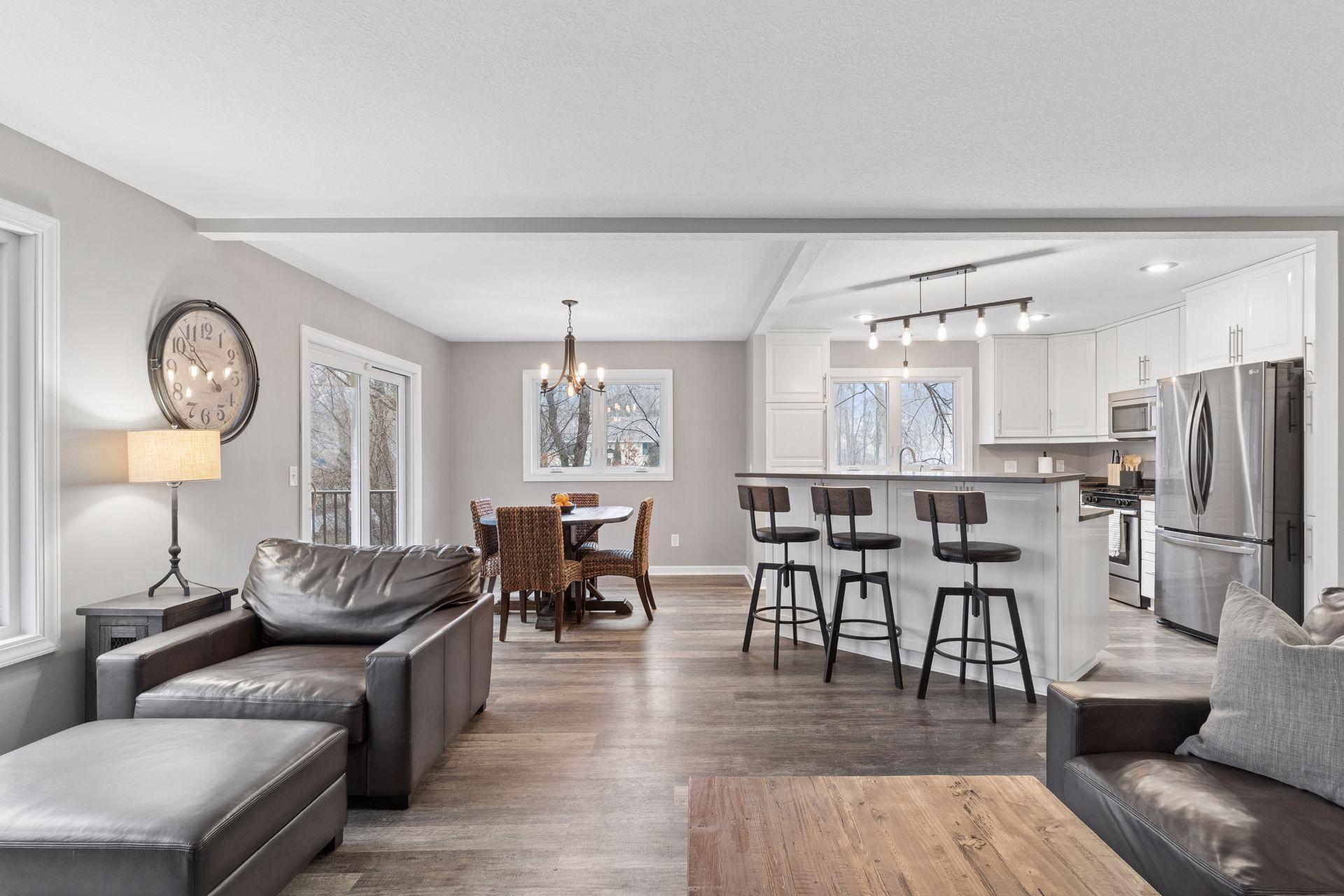 5420 Spring Lane Minnetonka, MN 55345 - Photo 3 of 58