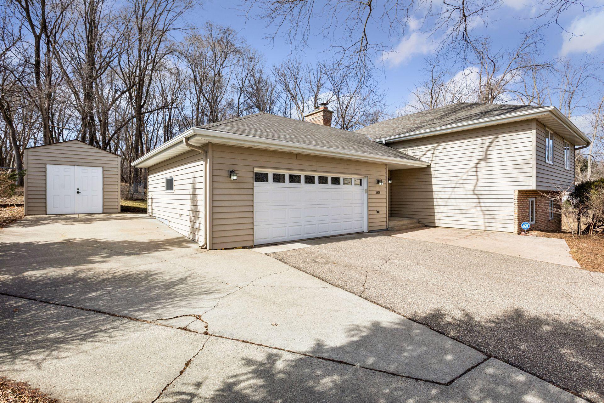 5420 Spring Lane Minnetonka, MN 55345 - Photo 37 of 58