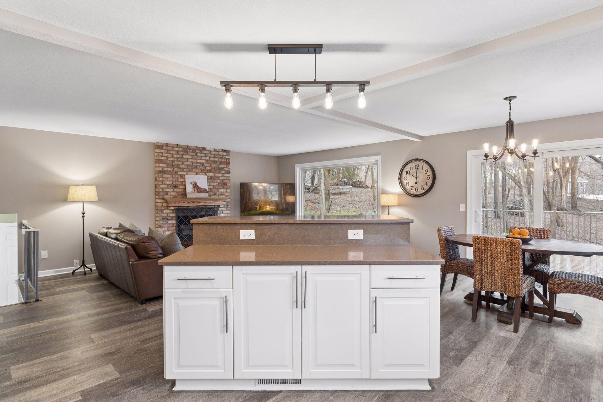 5420 Spring Lane Minnetonka, MN 55345 - Photo 7 of 58