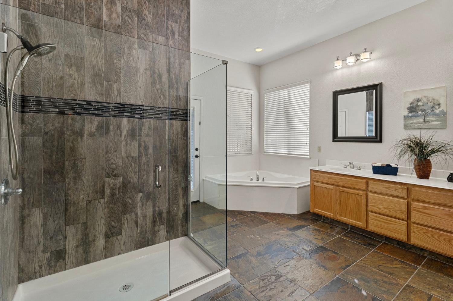 1605 Epping Avenue Modesto, CA 95355 - Photo 28 of 40