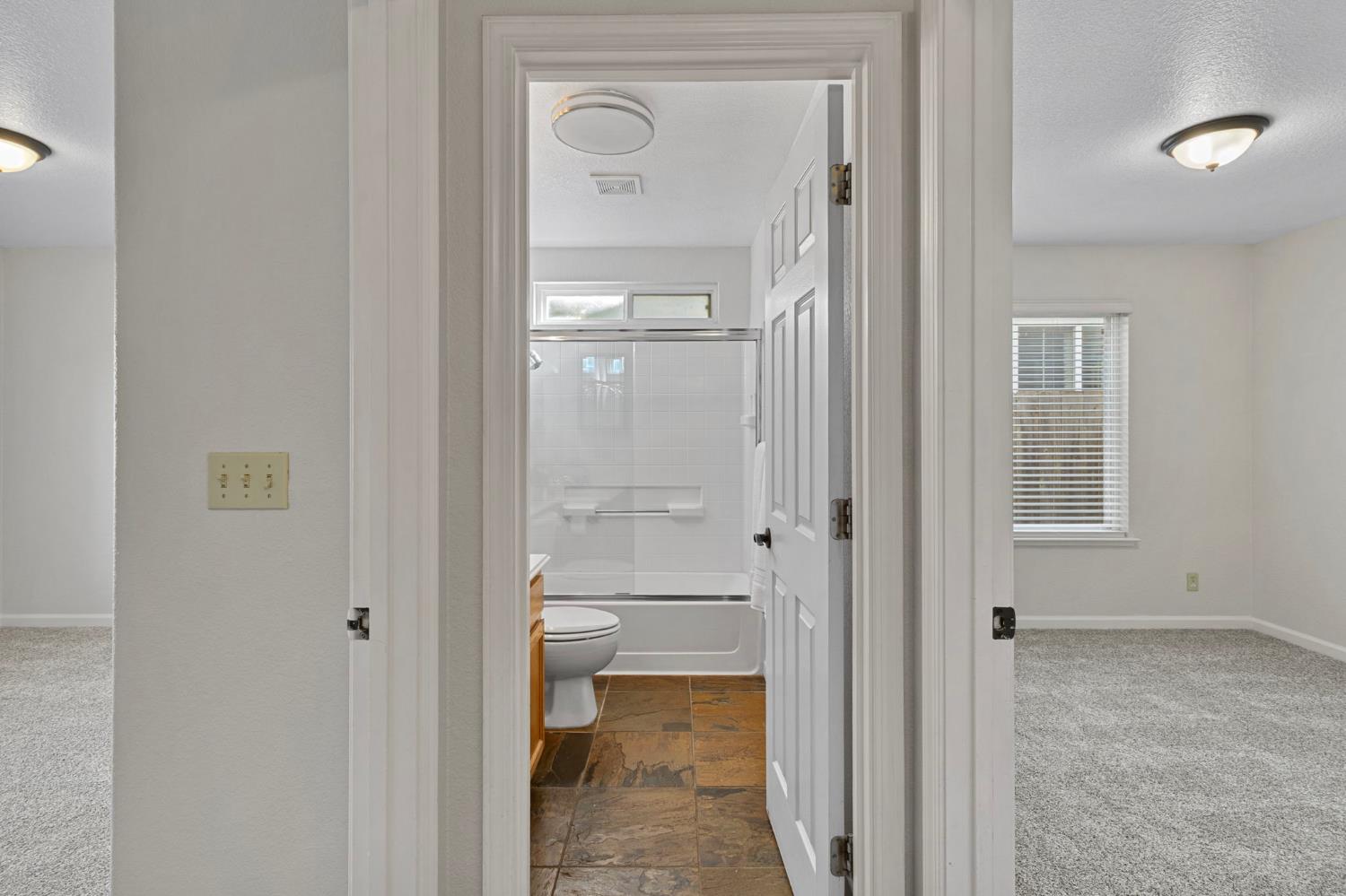 1605 Epping Avenue Modesto, CA 95355 - Photo 6 of 40