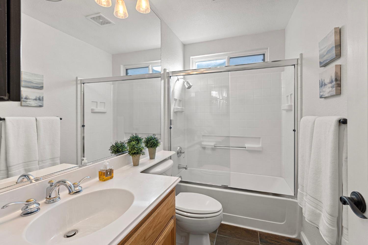 1605 Epping Avenue Modesto, CA 95355 - Photo 8 of 40