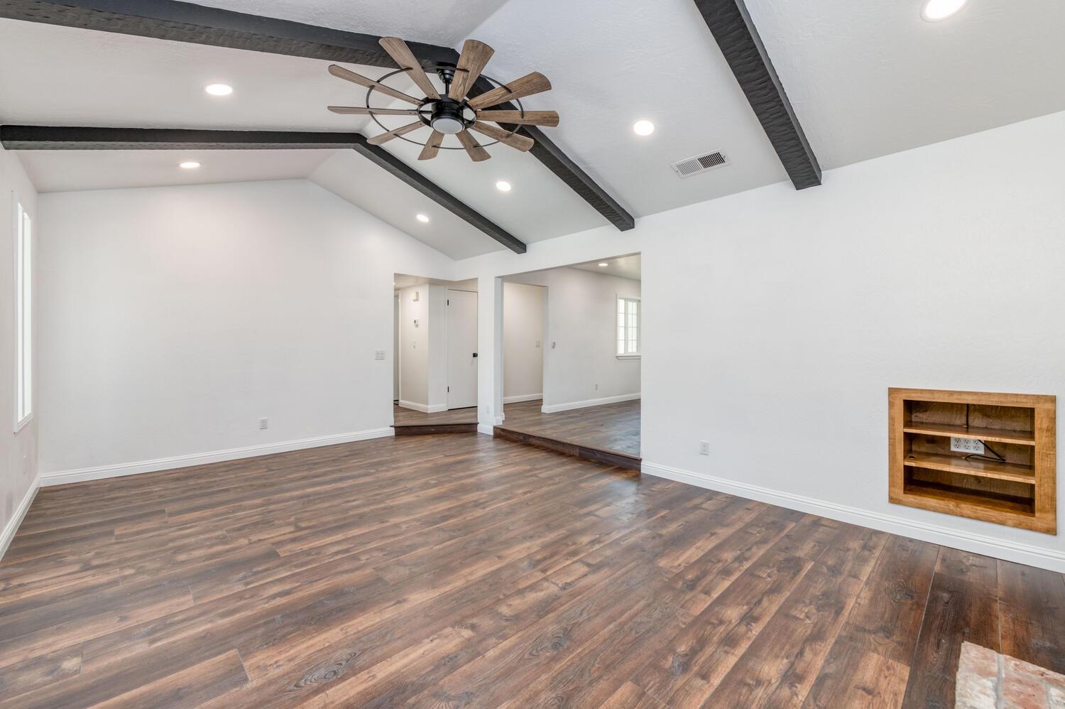 1626 Bliss Avenue Clovis, CA 93611 - Photo 6 of 31 a view of an empty room with a window