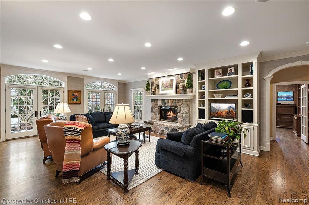 400 Hamilton Road Bloomfield Village, MI 48301 - Photo 8 of 62