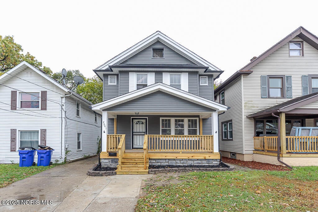 2041 Loxley Road Toledo, OH 43613 - Photo 1 of 30 175A8275