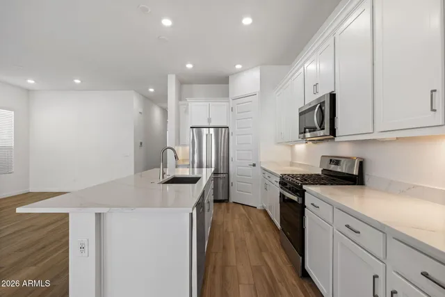 $720,000 | 1734 East Questa Drive, Phoenix, AZ 85024