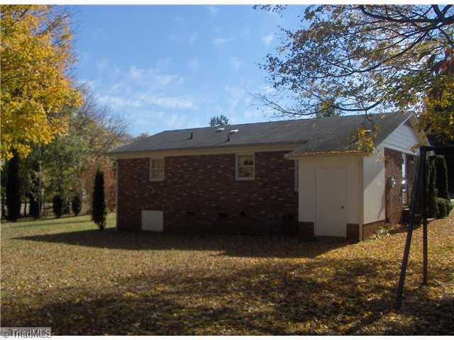 102 South Avondale Road Lexington, NC 27292 - Photo 12 of 12 Exterior Back.