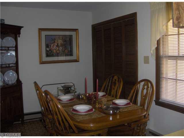 102 South Avondale Road Lexington, NC 27292 - Photo 5 of 12 Dining Room.