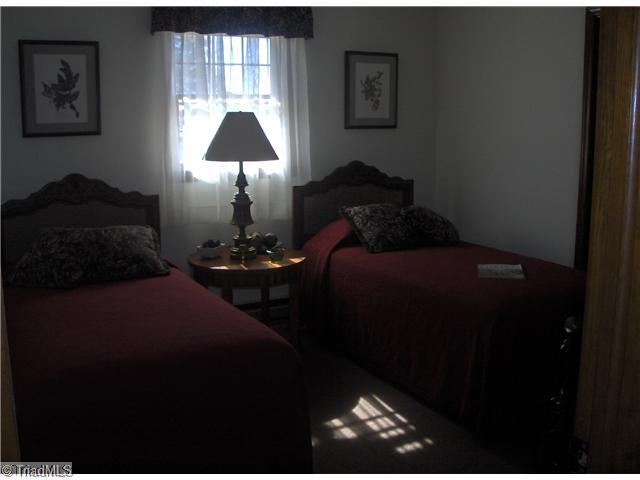 102 South Avondale Road Lexington, NC 27292 - Photo 7 of 12 1st Bedroom.