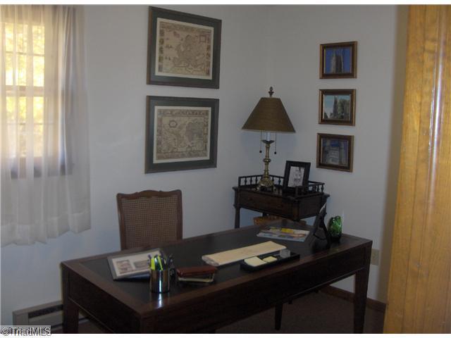 102 South Avondale Road Lexington, NC 27292 - Photo 9 of 12 3rd Bedroom. currently used as an office