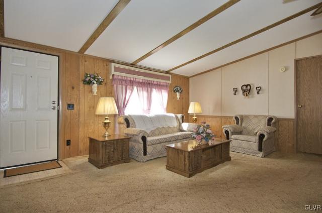 4380 Lower Saucon Road Hellertown, PA 18055 - Photo 10 of 21 Gallery Image 10