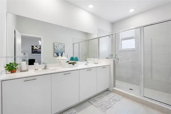 $539,900 | 2361 Northwest 125 Street, Miami, FL 33167