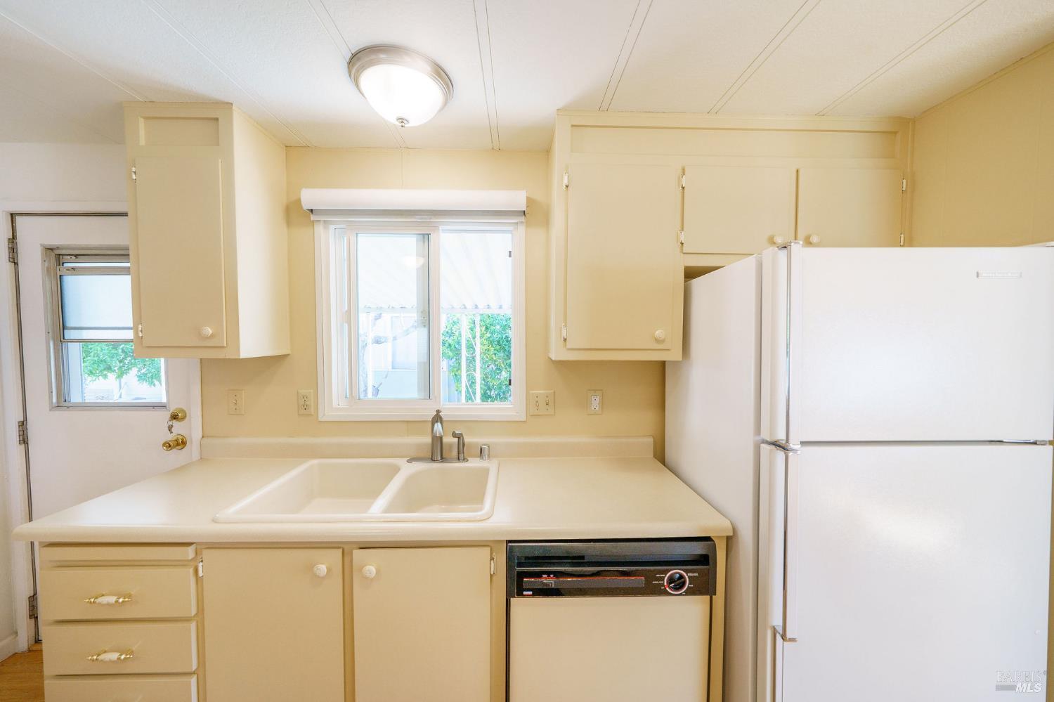 2412 Foothill Boulevard, Unit 166 Calistoga, CA 94515 - Photo 8 of 23