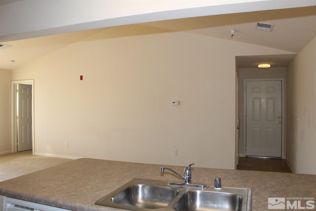 200 Talus Way, Unit 432 Reno, NV 89503 - Photo 6 of 25 Photo 6