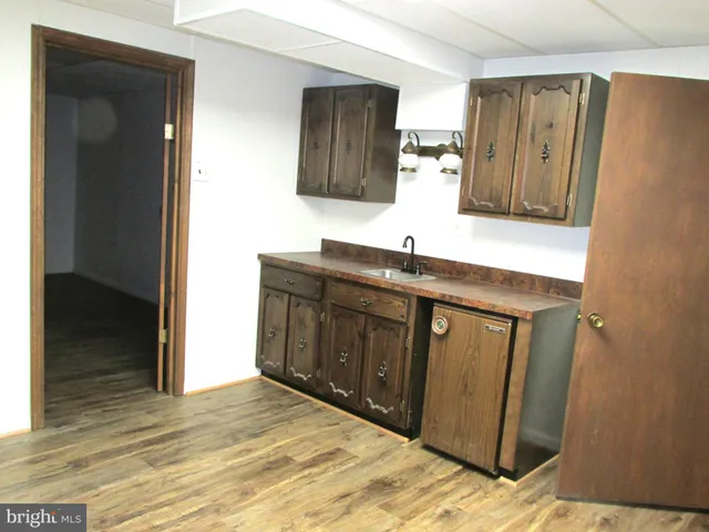 $3,495 | 8710 Nero Street, Annandale, VA 22003