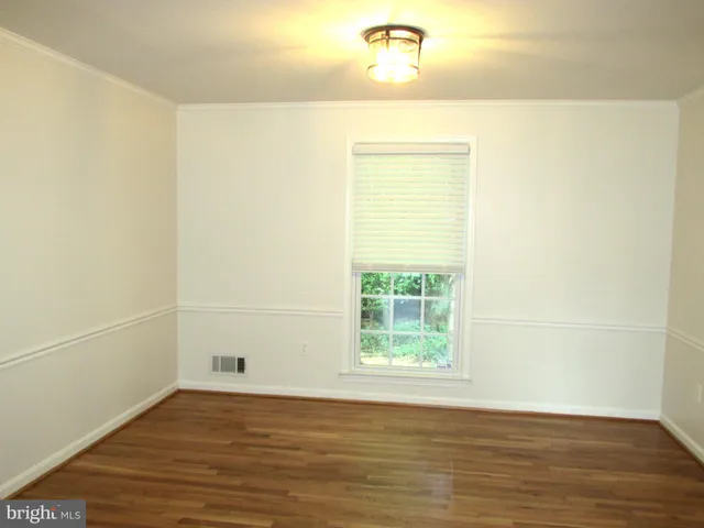 $3,495 | 8710 Nero Street, Annandale, VA 22003