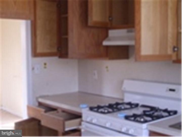 705 Raleigh Court Wallingford, PA 19086 - Photo 6 of 10 Gallery Image 6
