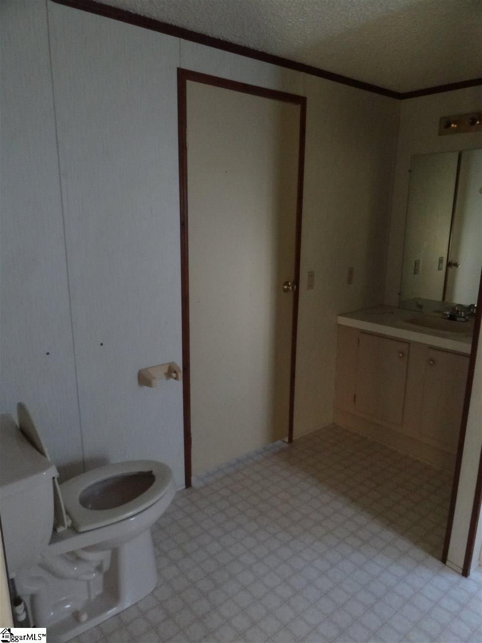 205 Trestle Road Greenwood, SC 29649 - Photo 24 of 36 Gallery Image 24