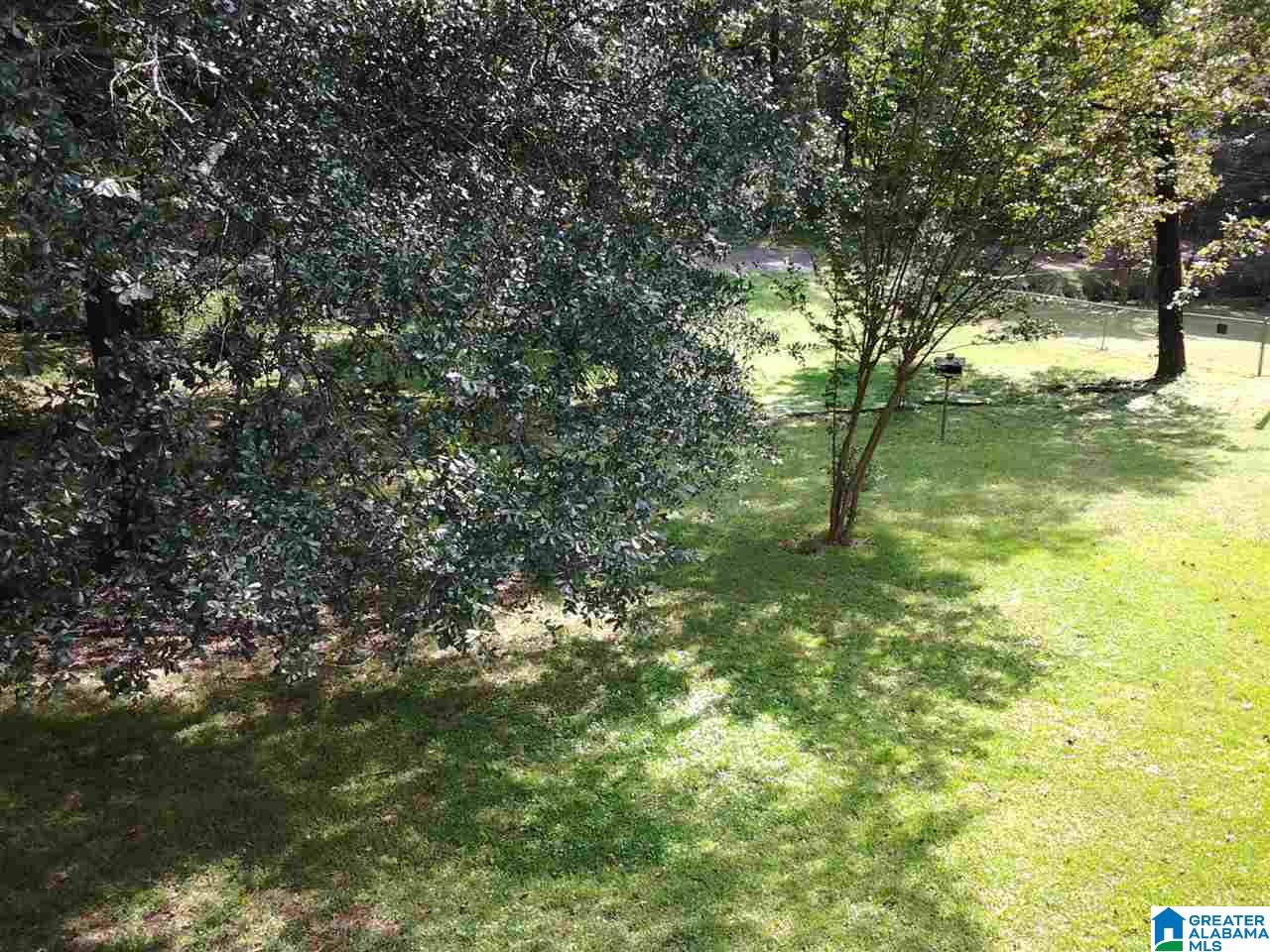 401 26th Avenue Northeast Center Point, AL 35215 - Photo 18 of 30