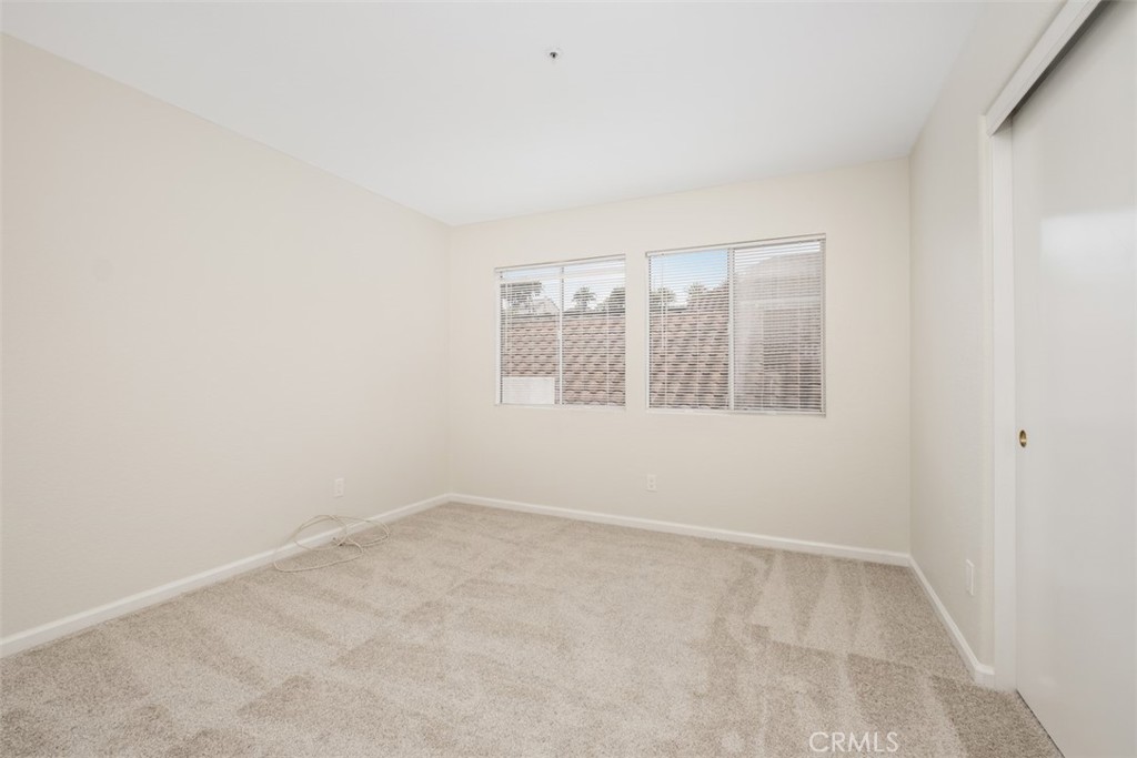 10 Finca San Clemente, CA 92672 - Photo 18 of 27 an empty room with a window