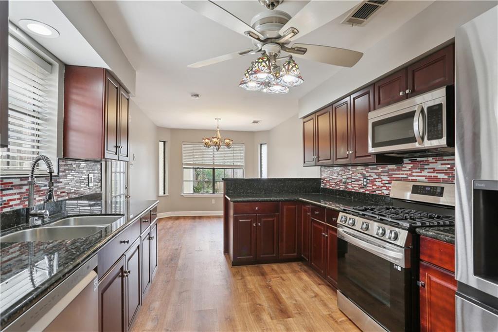 2716 Mayflower Drive Meraux, LA 70075 - Photo 5 of 21