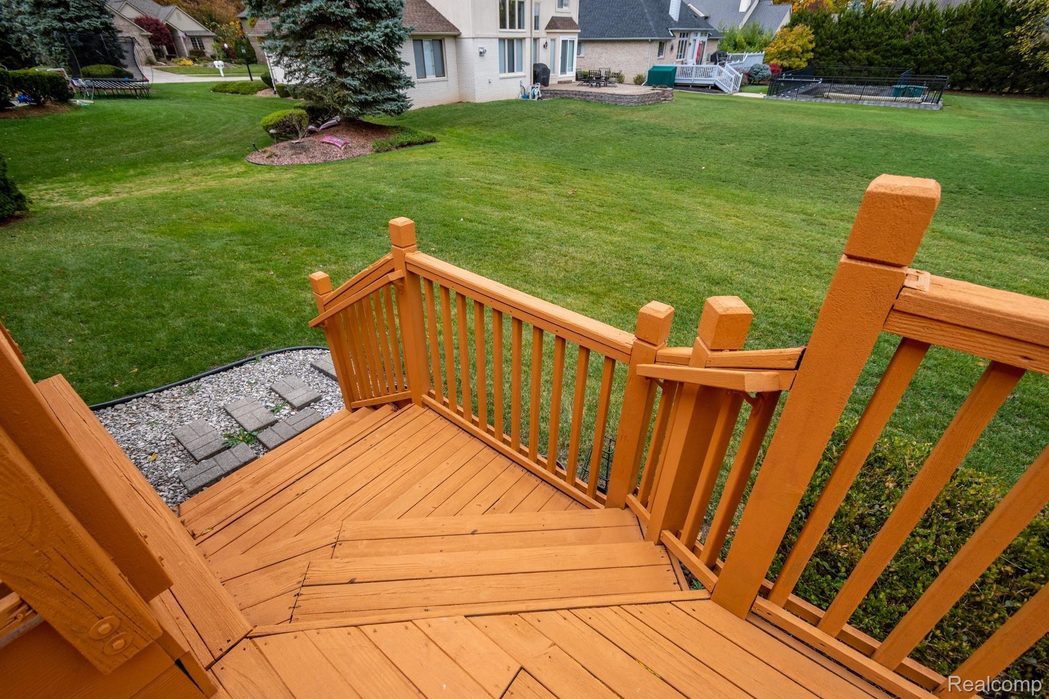 873 Grovecrest Rochester, MI 48307 - Photo 64 of 65 DSC_7060.jpg