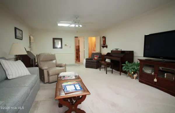 $320,000 | 202 Haven Way South, Washington, NC 27889