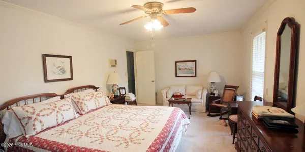 $320,000 | 202 Haven Way South, Washington, NC 27889