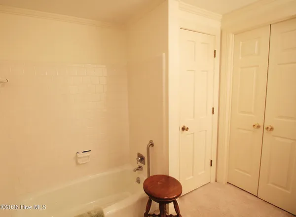 $320,000 | 202 Haven Way South, Washington, NC 27889
