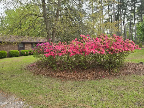 $320,000 | 202 Haven Way South, Washington, NC 27889