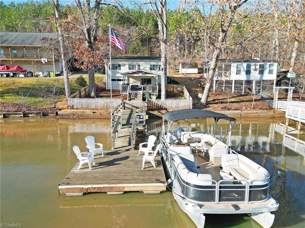 415 Riverside Drive Lexington, NC 27292 - Photo 2 of 32