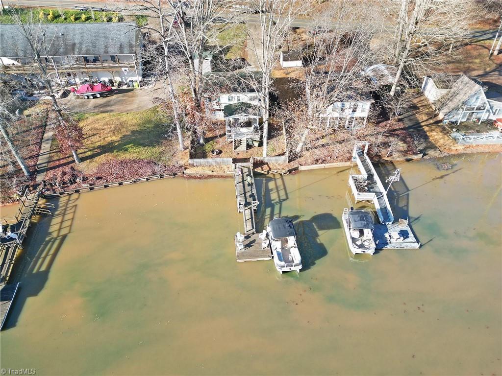 415 Riverside Drive Lexington, NC 27292 - Photo 6 of 32