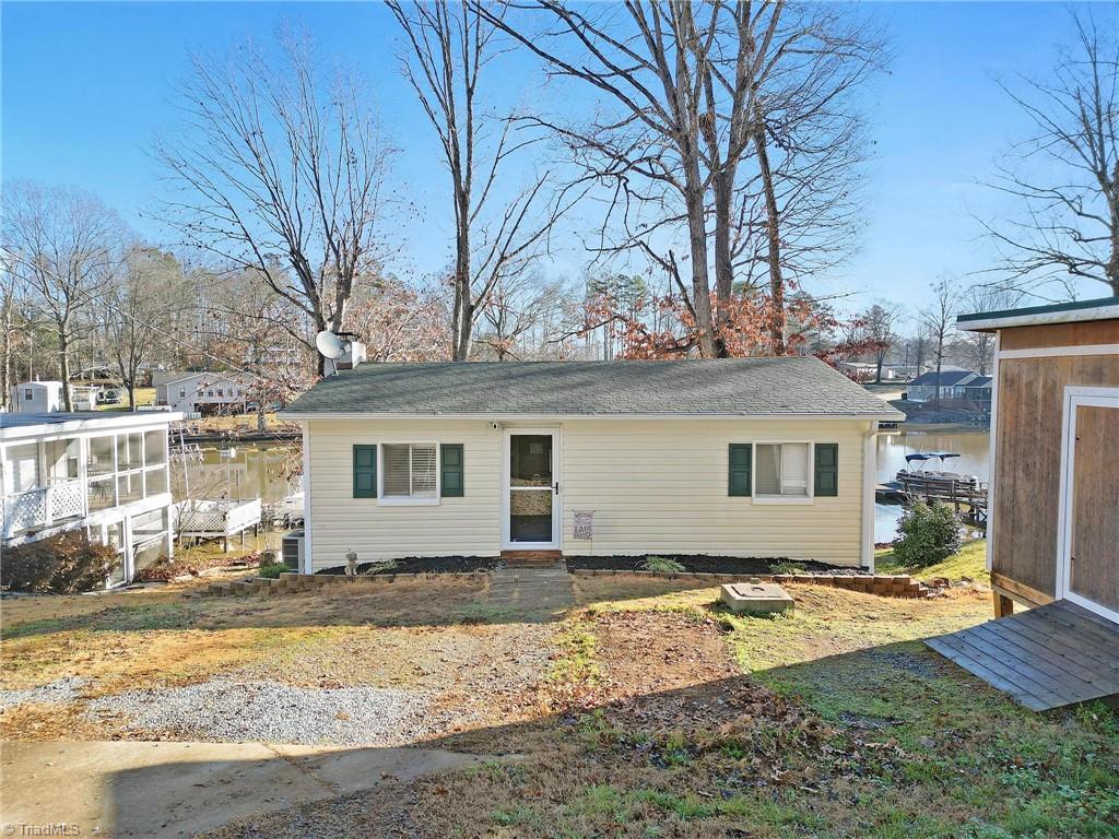 415 Riverside Drive Lexington, NC 27292 - Photo 10 of 32