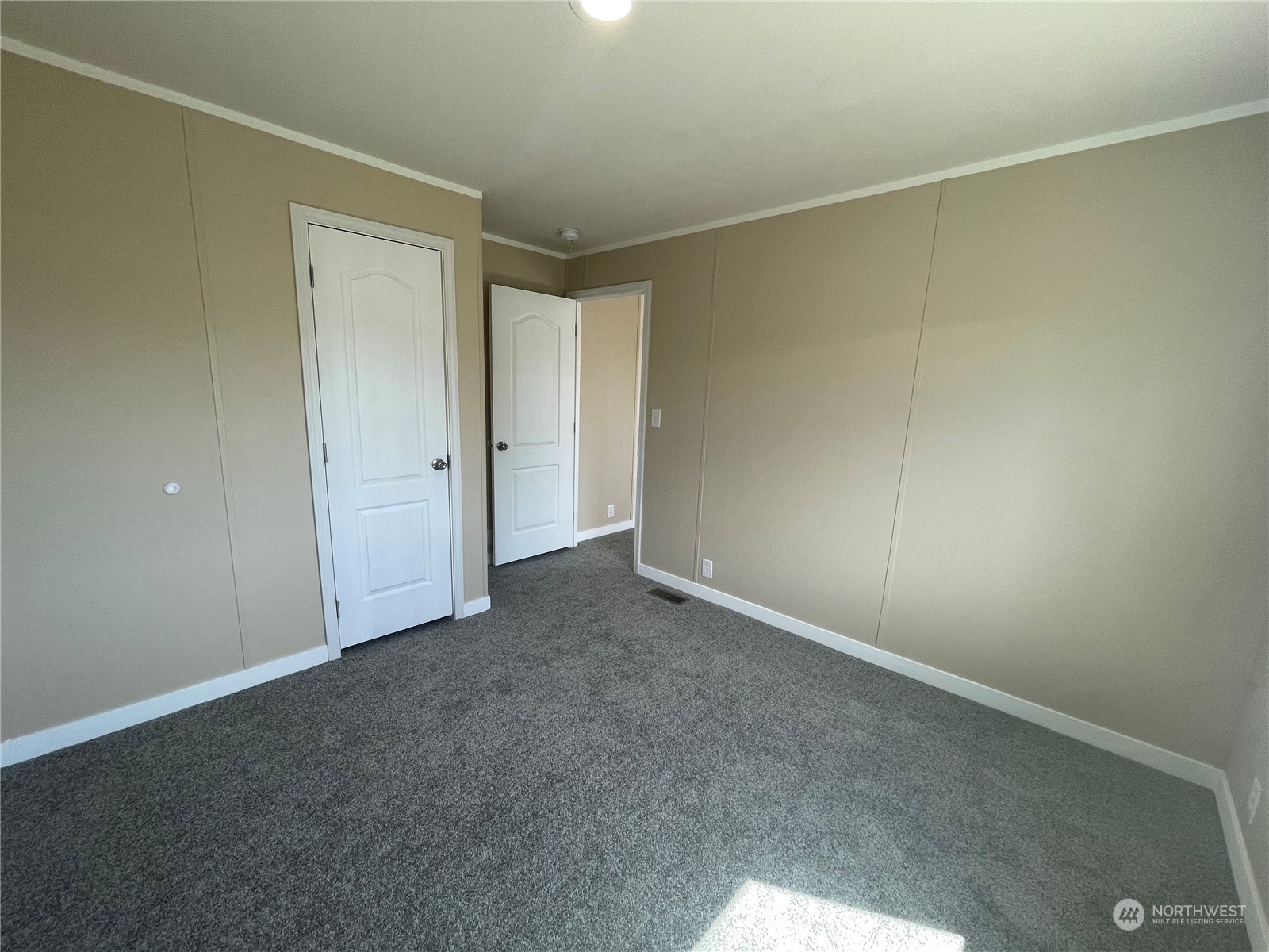 1710 Rudkin Road Yakima, WA 98901 - Photo 6 of 9