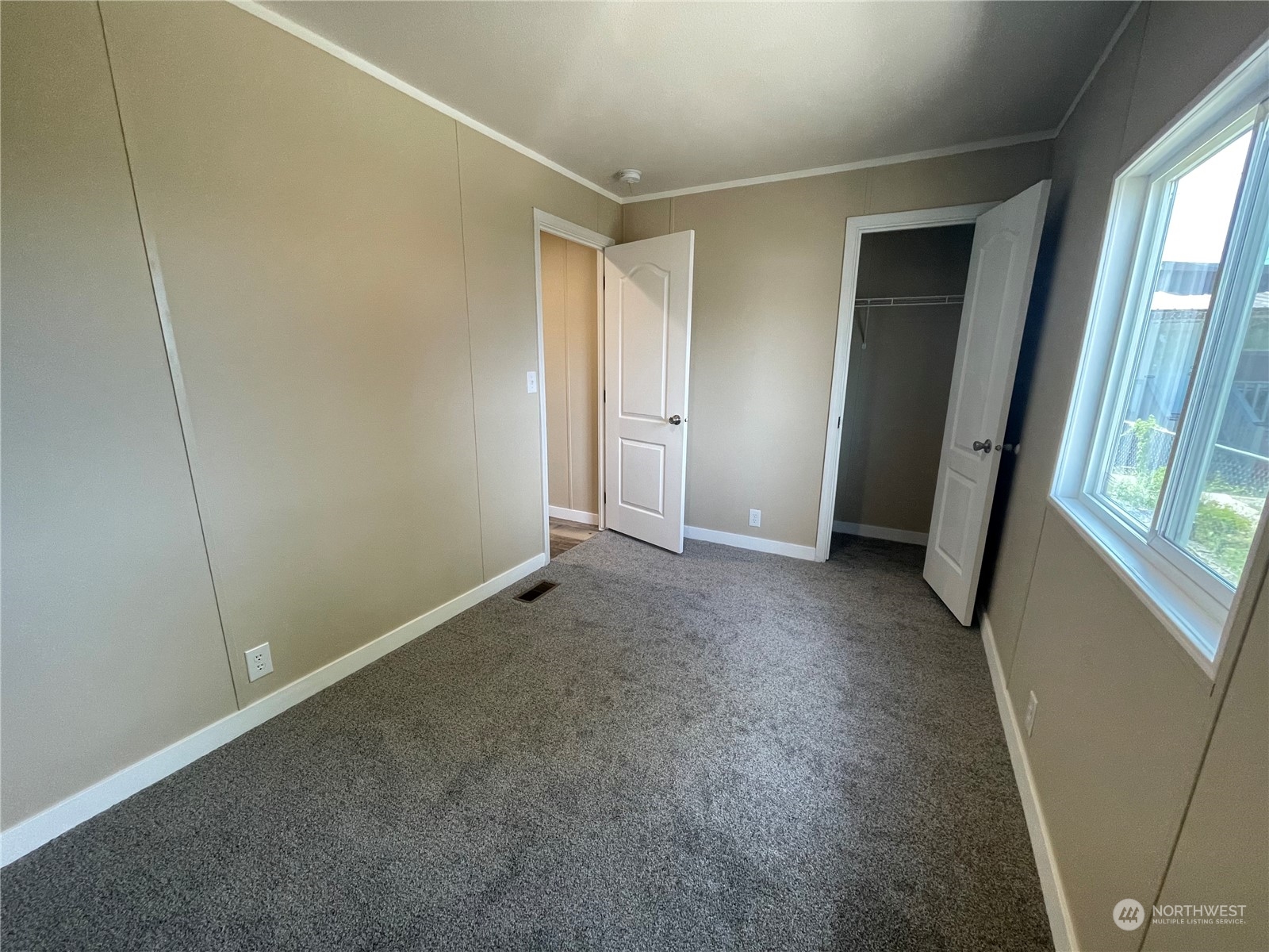 1710 Rudkin Road Yakima, WA 98901 - Photo 7 of 9