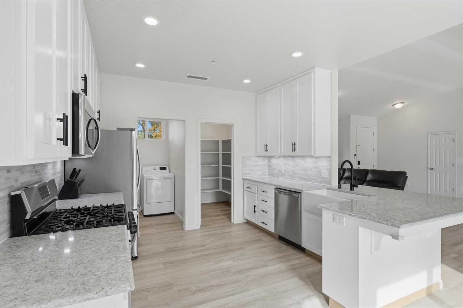 4001 Pacific Bars Road Mariposa, CA 95338 - Photo 27 of 43