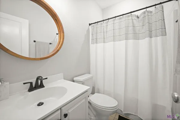 $369,900 | 12028 Hollywood Park Drive, Geismar, LA 70734