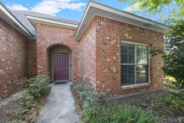 $369,900 | 12028 Hollywood Park Drive, Geismar, LA 70734
