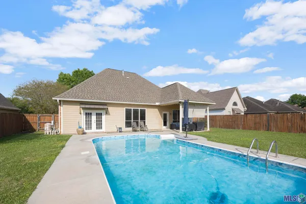 $369,900 | 12028 Hollywood Park Drive, Geismar, LA 70734