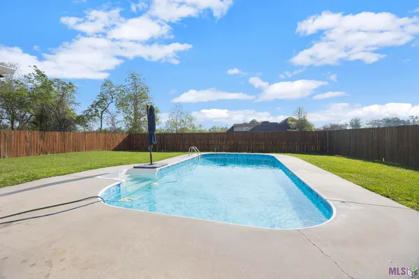 $369,900 | 12028 Hollywood Park Drive, Geismar, LA 70734