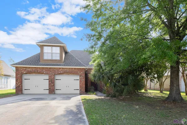 $369,900 | 12028 Hollywood Park Drive, Geismar, LA 70734