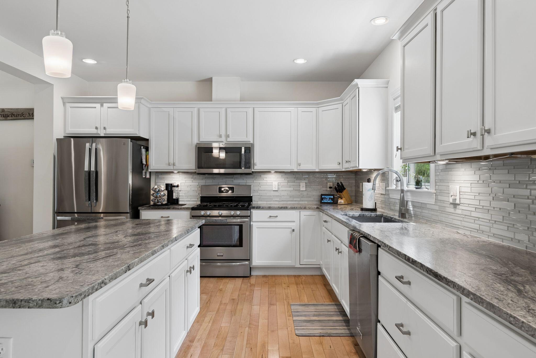 113 Sea Road Kennebunk, ME 04043 - Photo 13 of 55 Kitchen