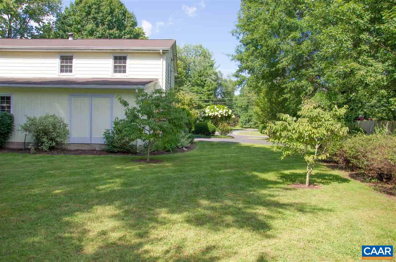 520 Shore Road Waynesboro, VA 22980 - Photo 39 of 46 Gallery Image 39