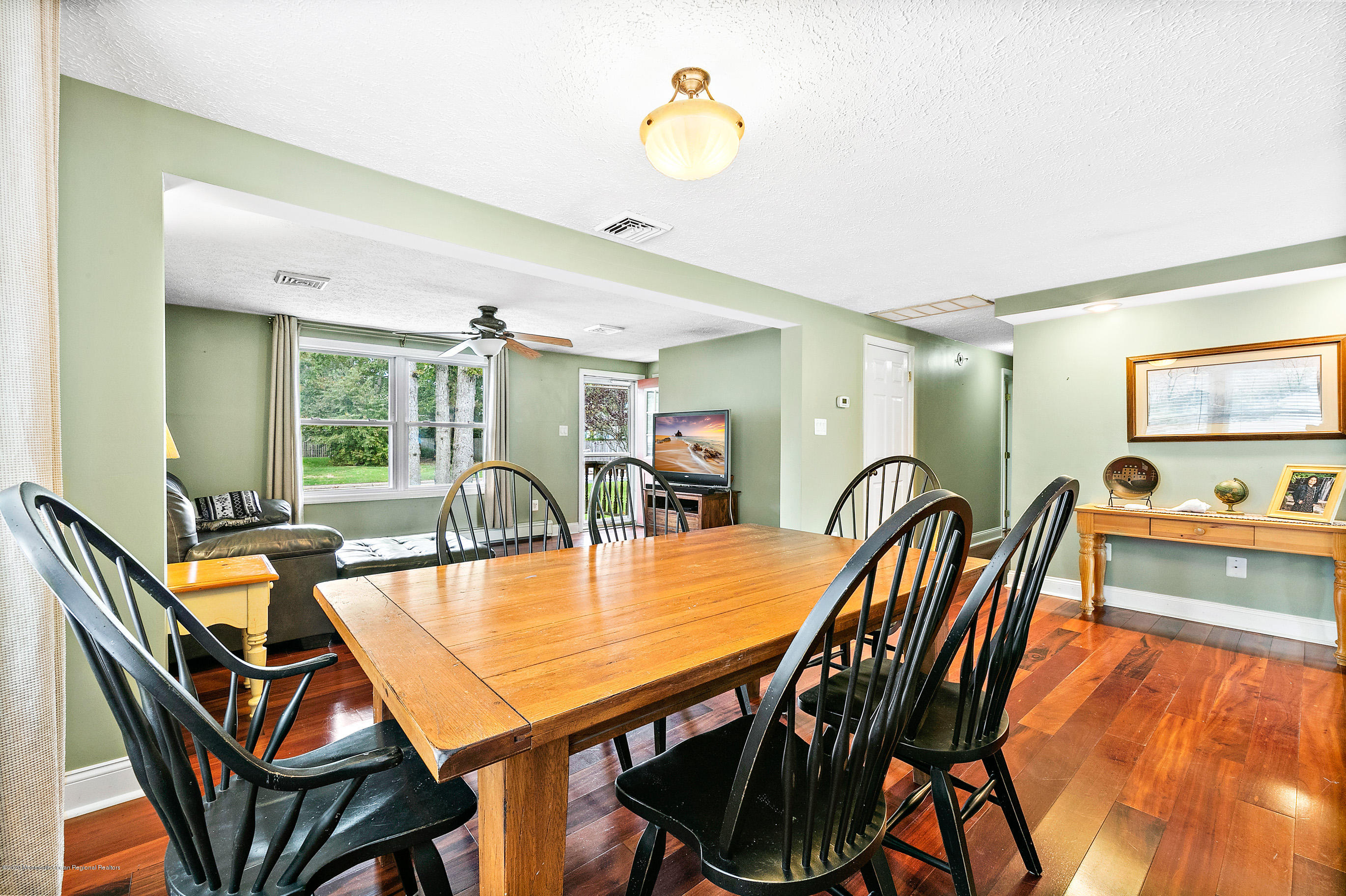 121 Wave Road Manahawkin, NJ 08050 - Photo 14 of 40 a dining room with furniture and window