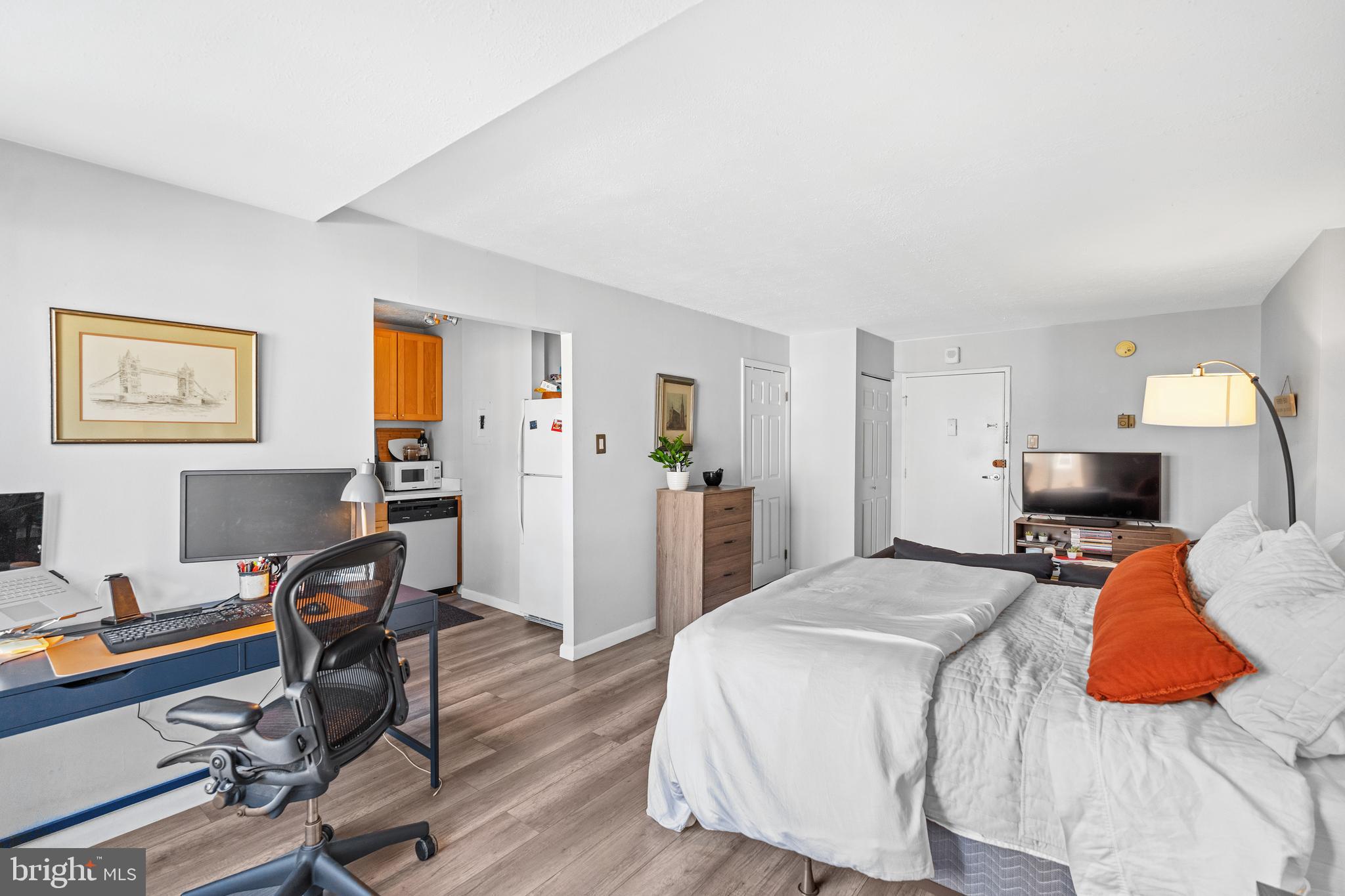 1440 N Street Northwest, Unit 509 Washington, DC 20005 - Photo 9 of 24