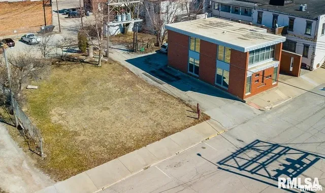 $265,000 | 314 Pulaski Street, Lincoln, IL 62656