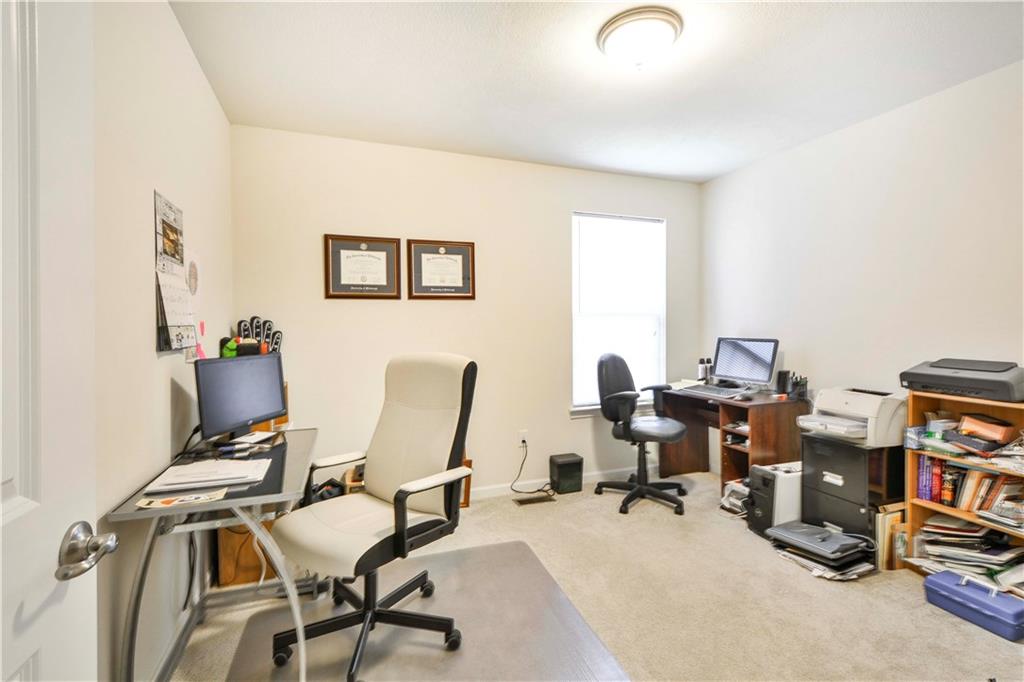 264 Long Ridge Drive Coraopolis, PA 15108 - Photo 20 of 25 Bedroom 3
